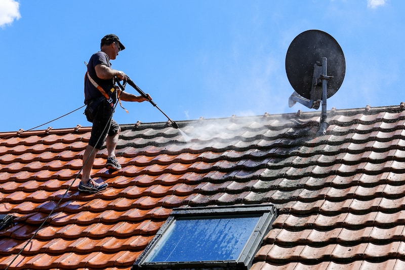 Roof Cleaning Wellington FL